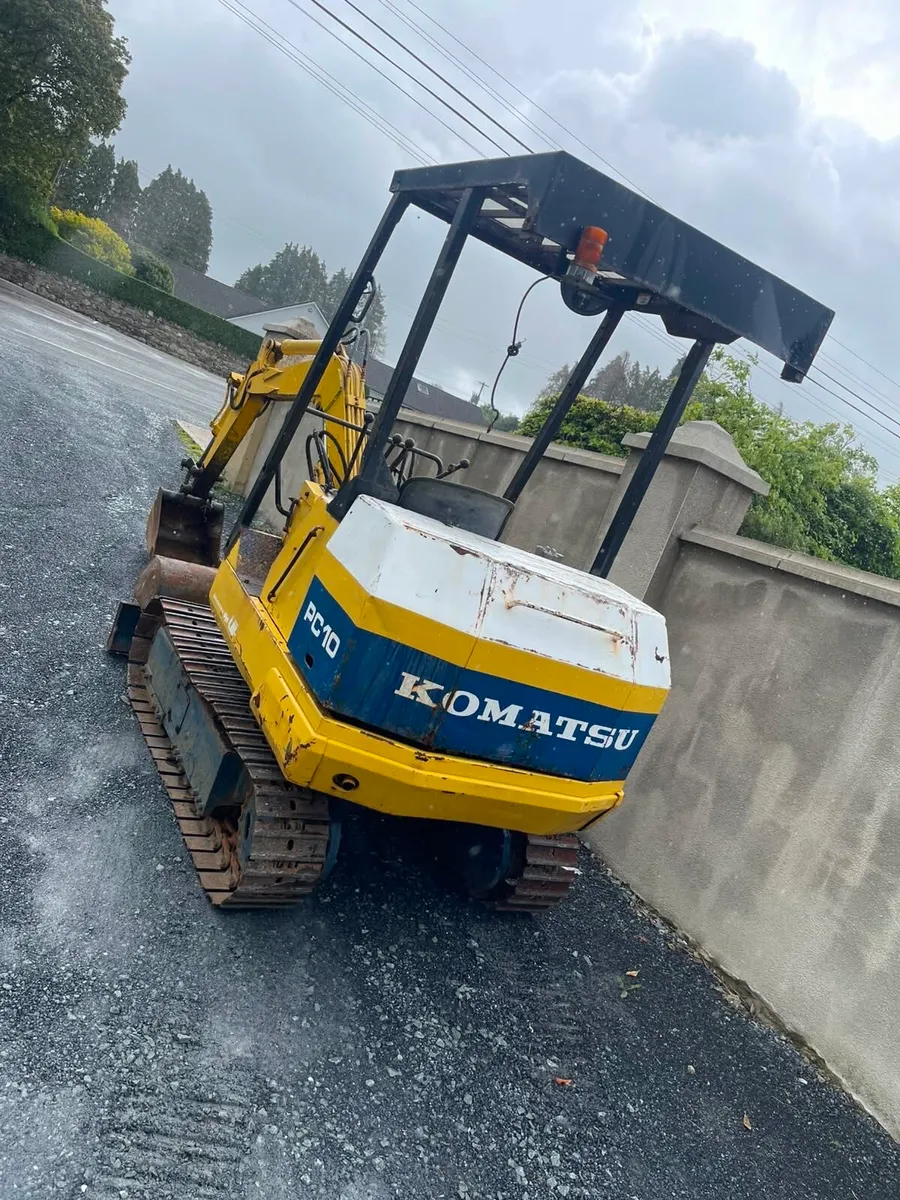Komatsu 2 tone Digger - Image 4