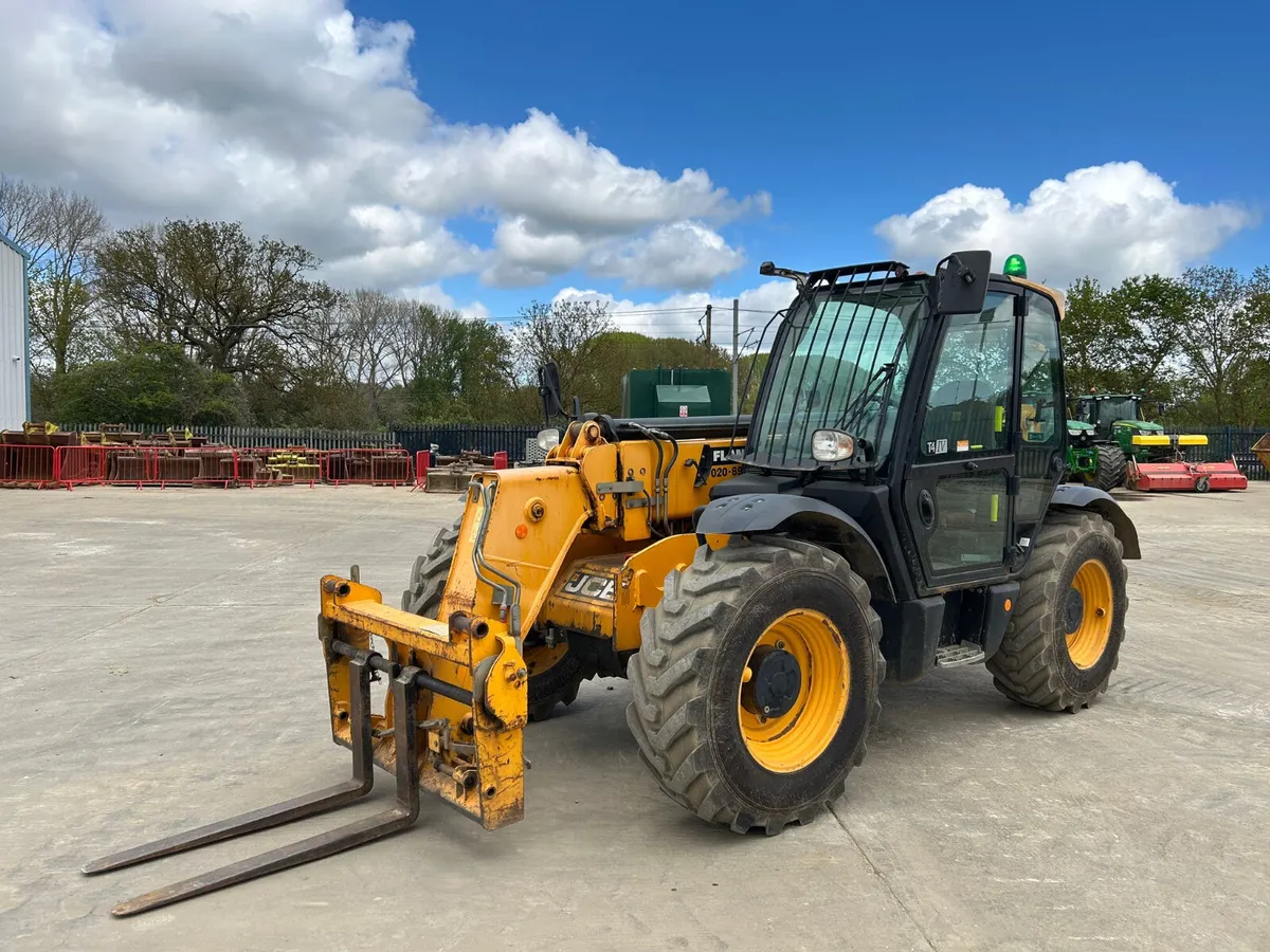 2018 JCB 535-95 - Image 2