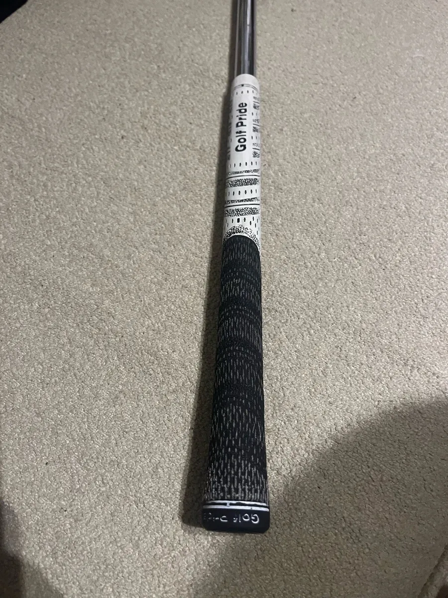 Titleist 620 CB/MB irons - Image 3