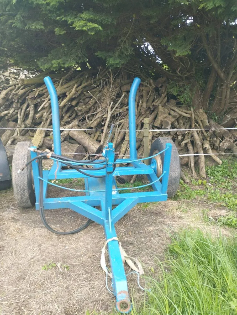 Mobile bale handler - Image 4