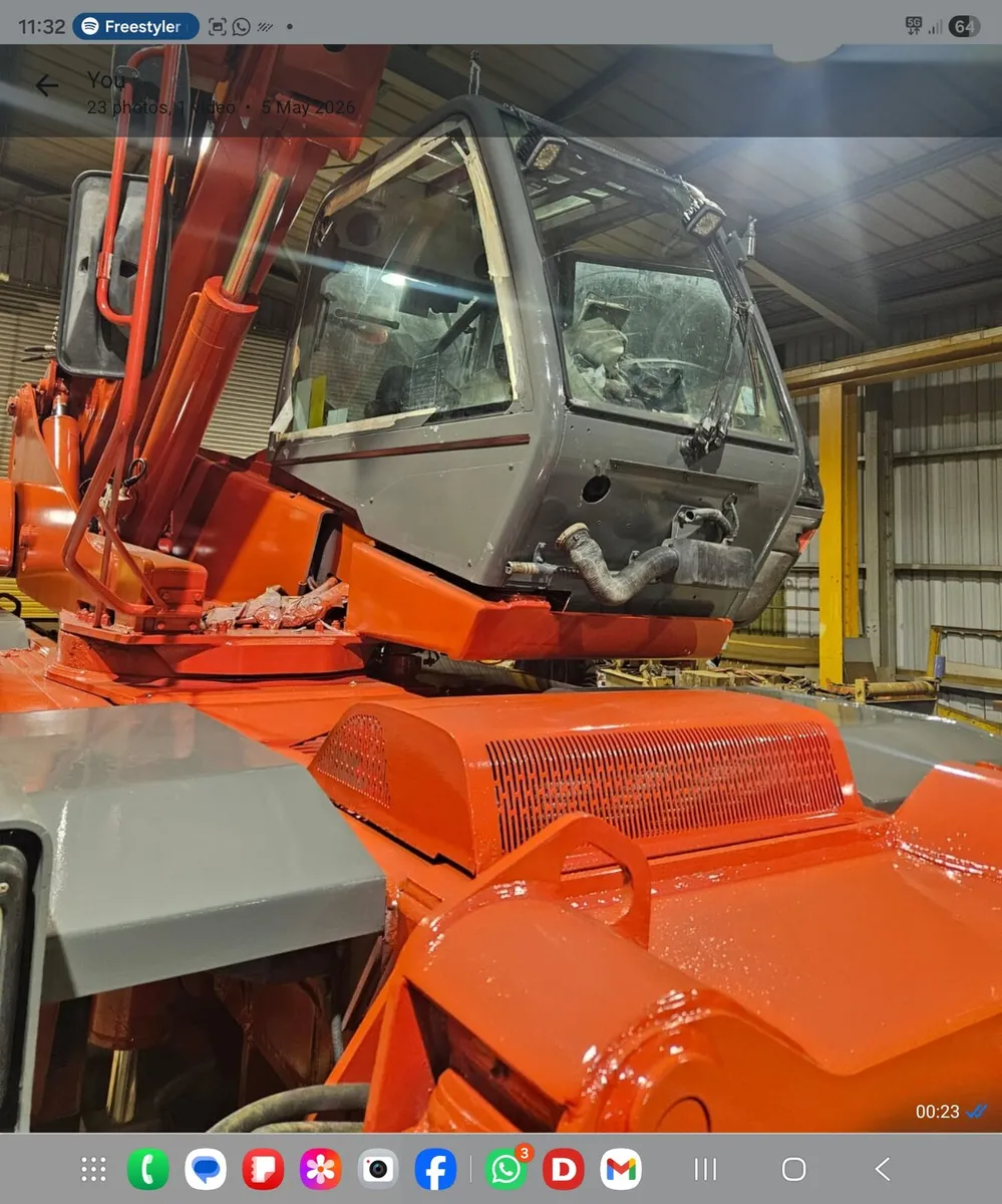 Manitou rotate 360 Respray and Prep On-Site - Image 4