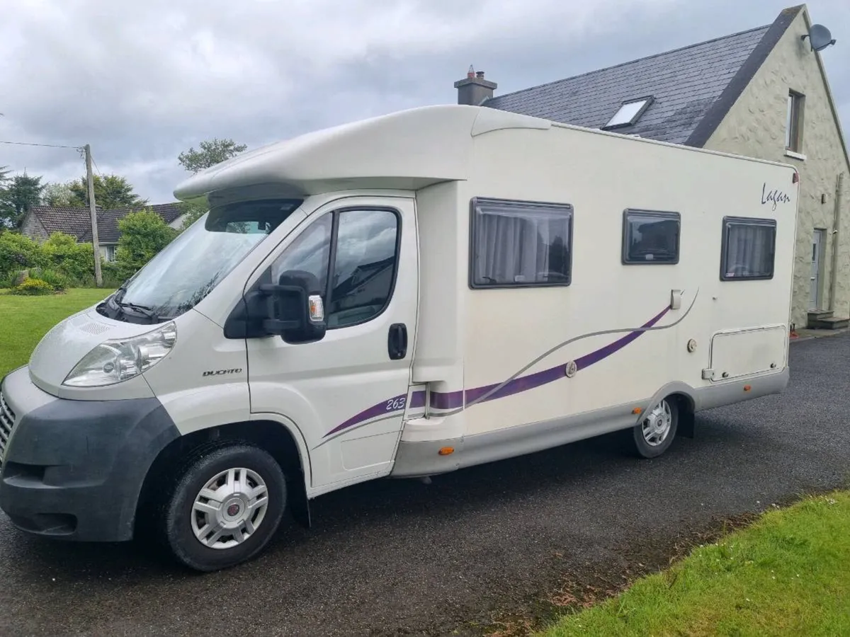 Mclouis 263 4 BERTH motorhome - Image 2