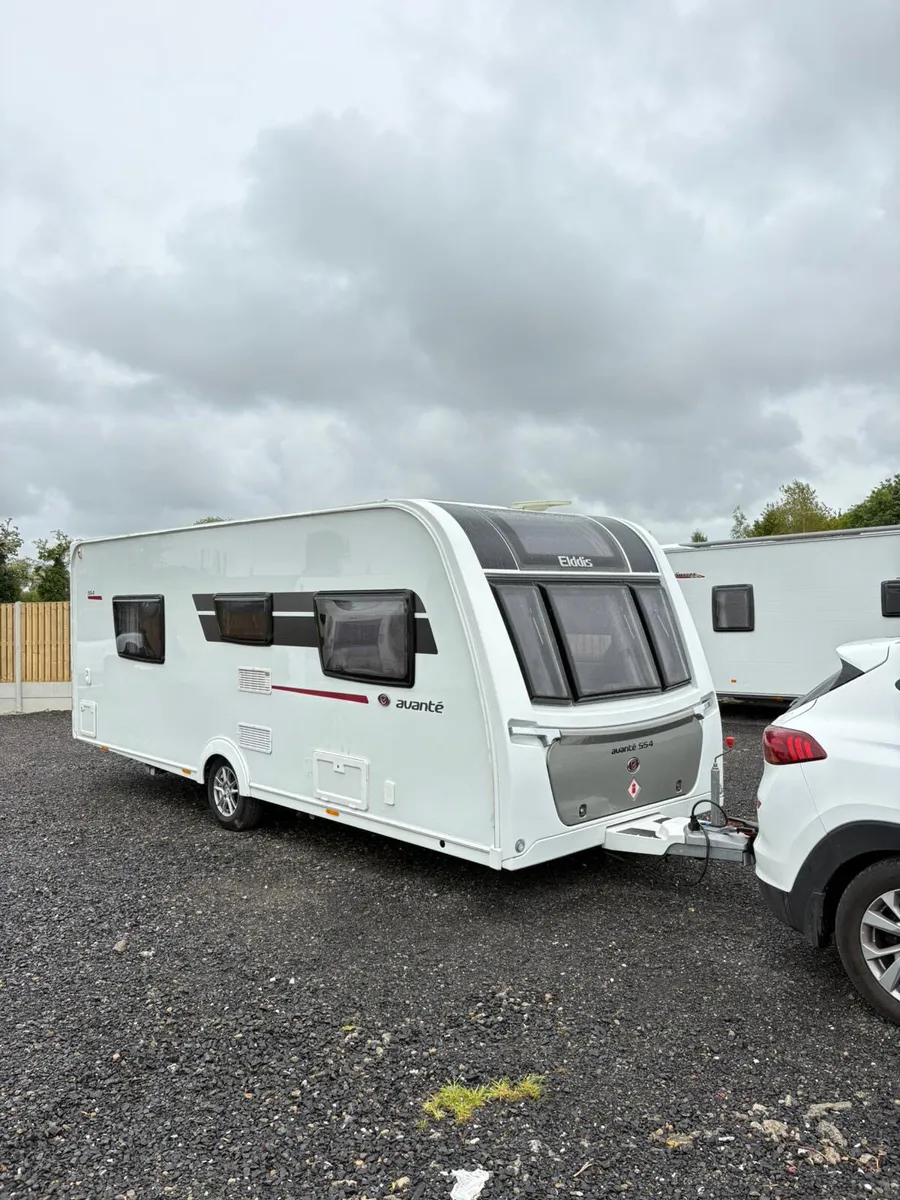 2021 Elddis Avante 4 Berth Island Bed Caravan - Image 2