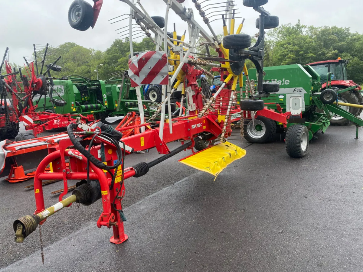 2019 Pottinger rake - Image 2