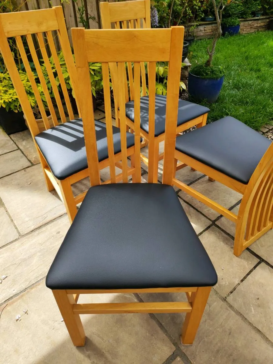 4 kitchen dining chairs - Image 2