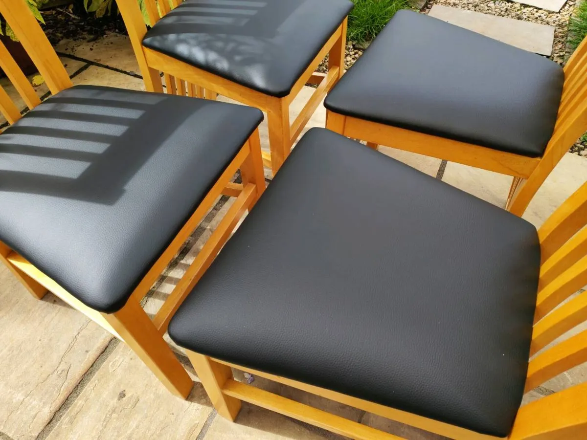 4 kitchen dining chairs - Image 3