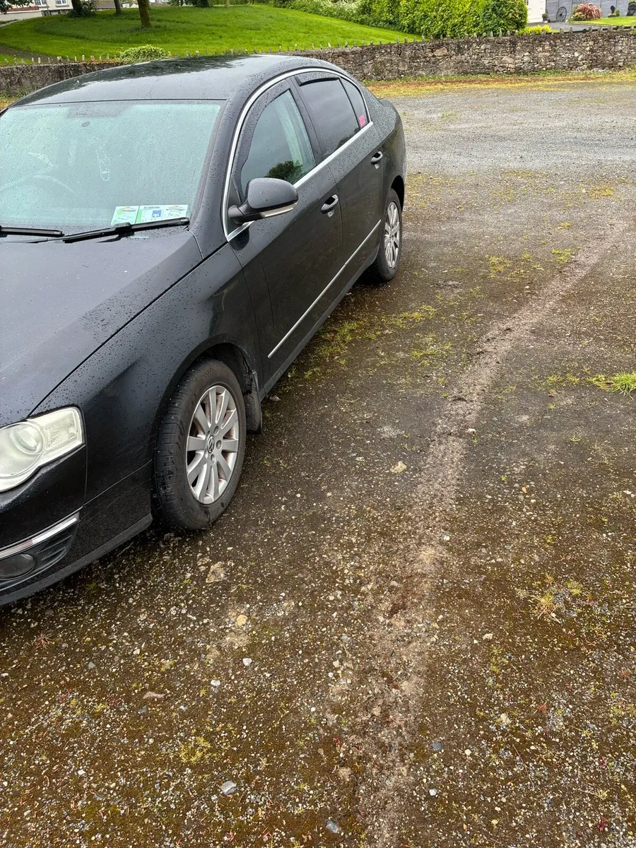 09 VW Passat 1.9 - Image 3