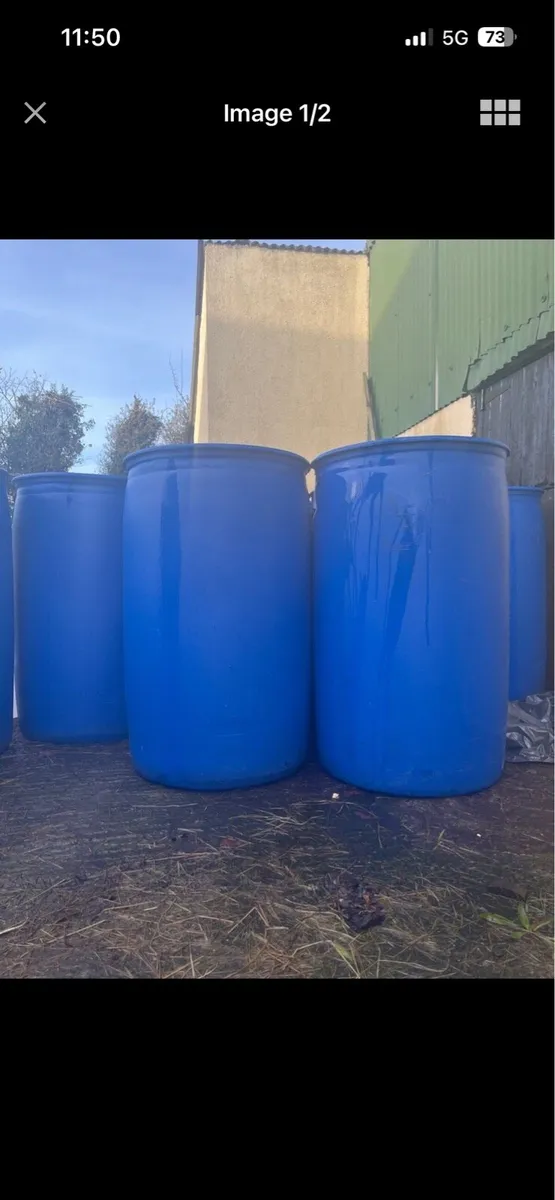 200L blue barrel’s and IBC tanks - Image 1