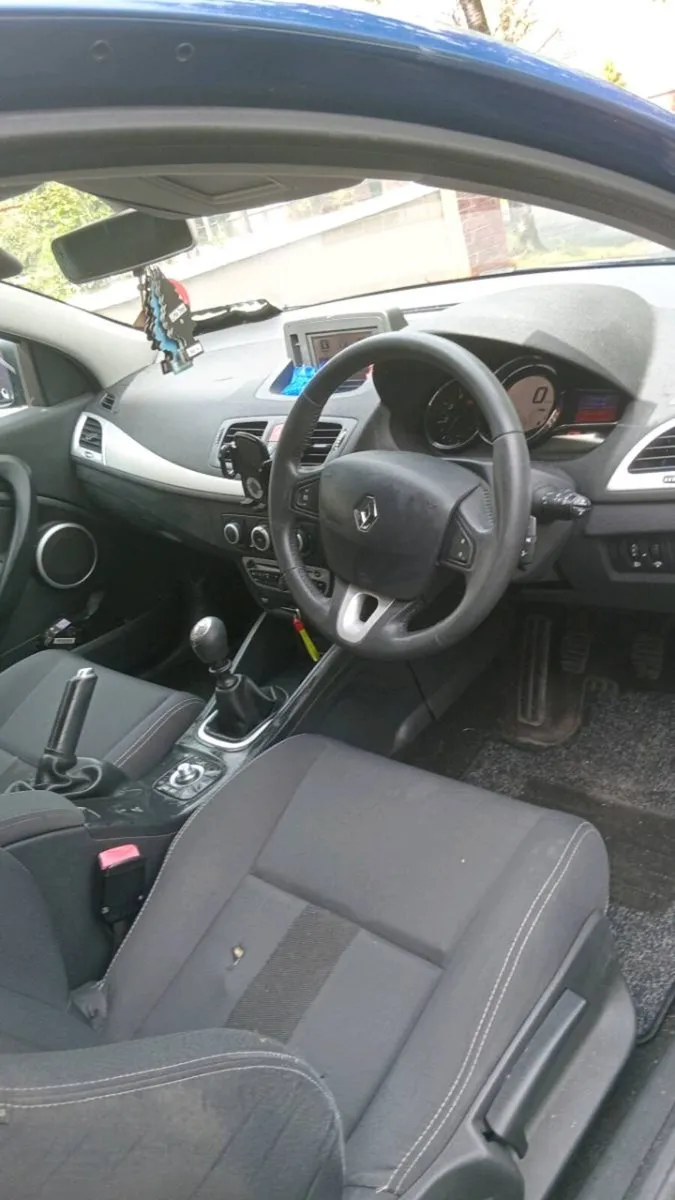 *Price Drp*2010 Renault Megane - Image 2
