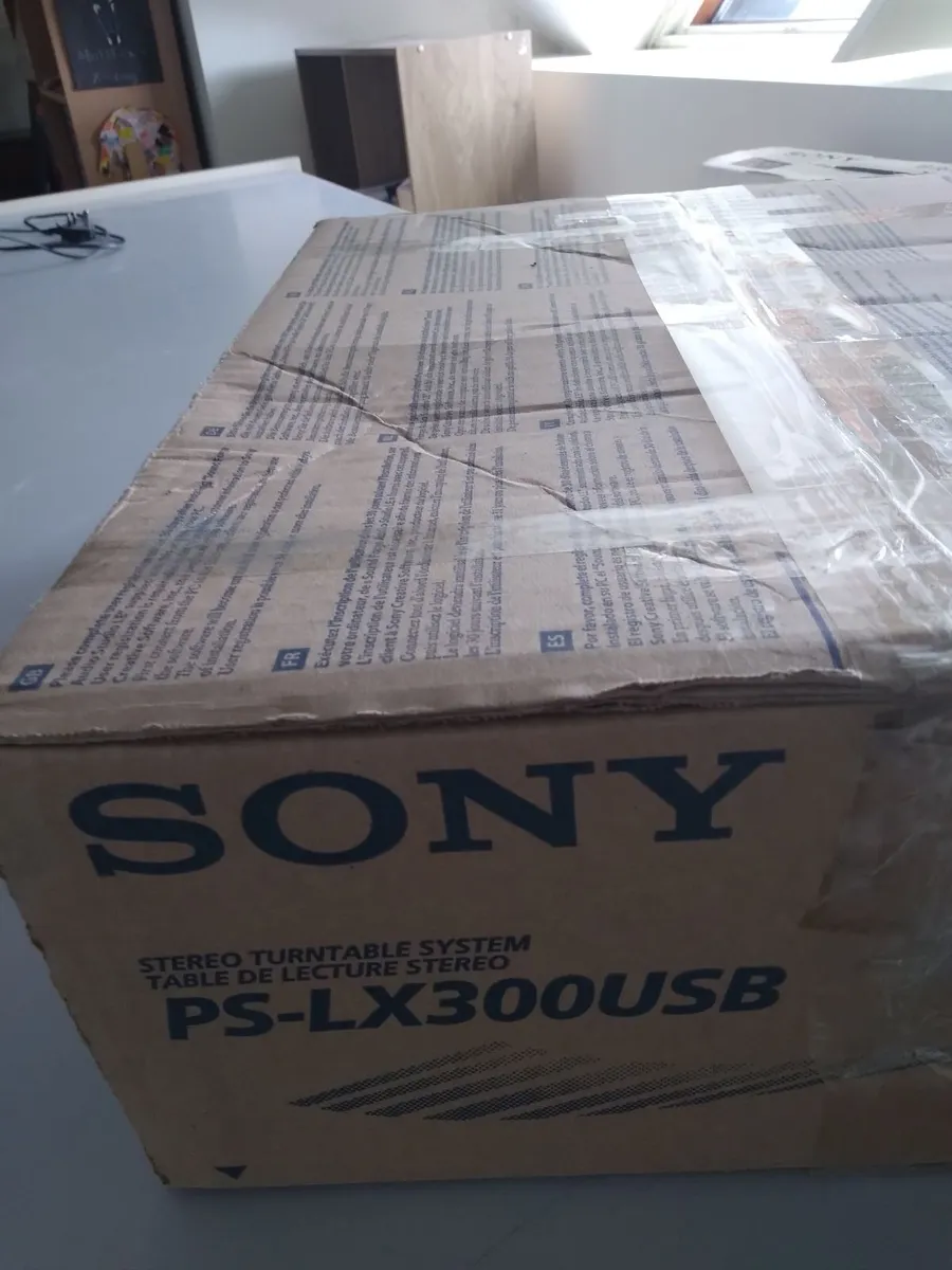 Sony Tuntable. Brand New - Image 4