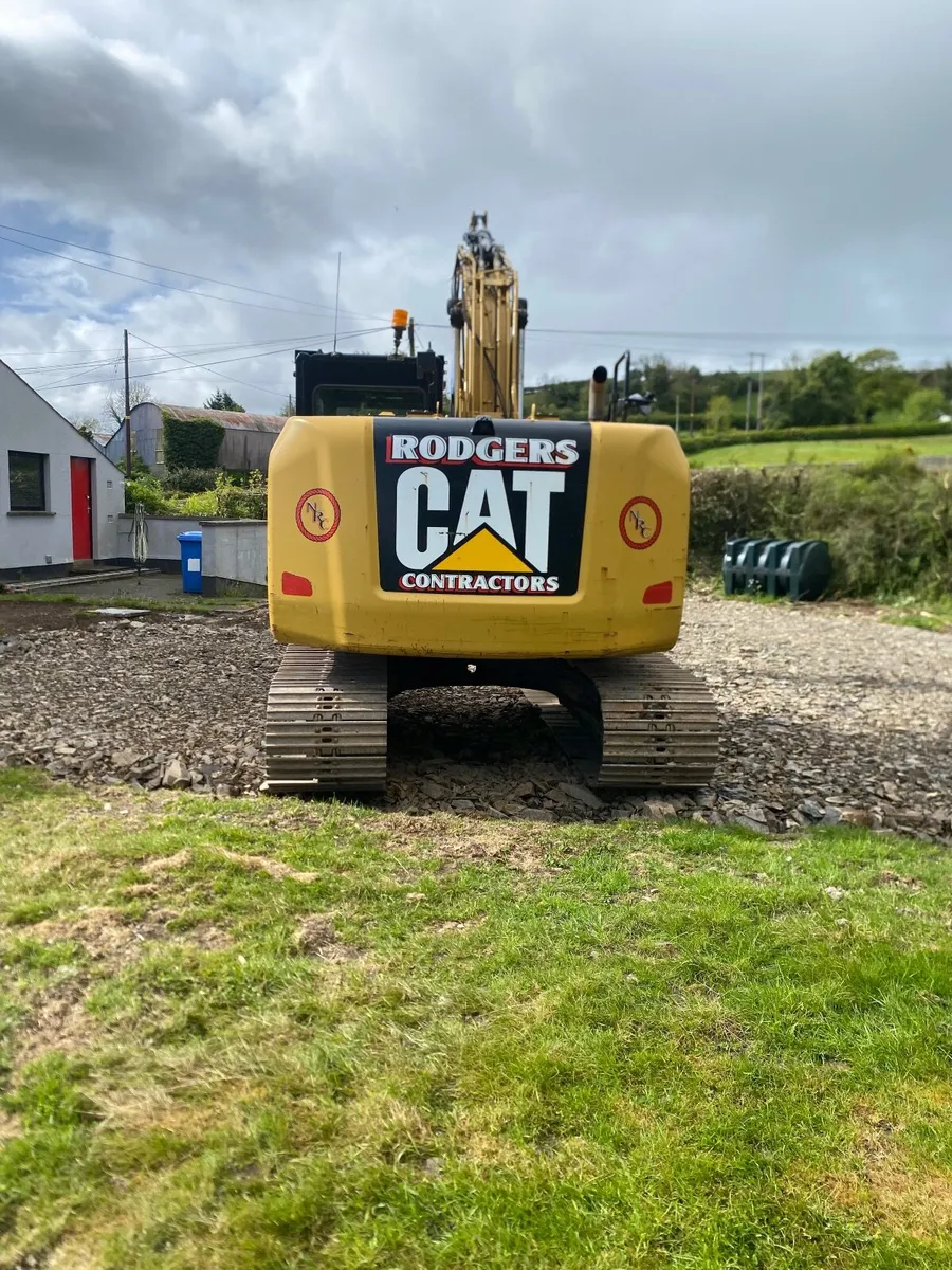 Excavator - Image 4