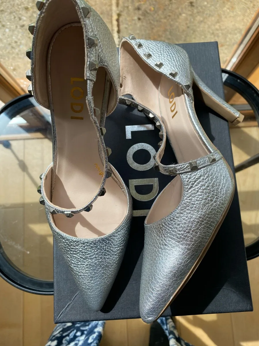 Shoes - Image 1