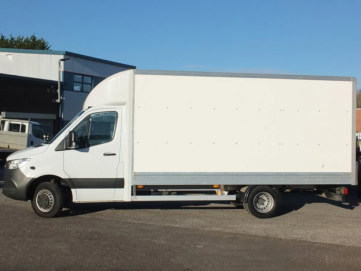 2022 Mercedes-Benz Sprinter Luton Box Van - Image 1