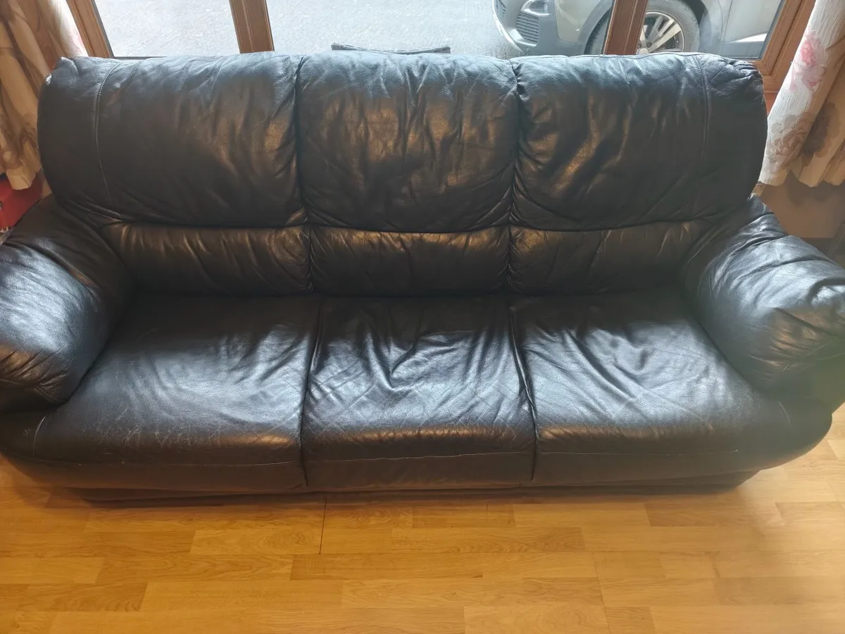 3+1+1 black leather sofa - Image 1