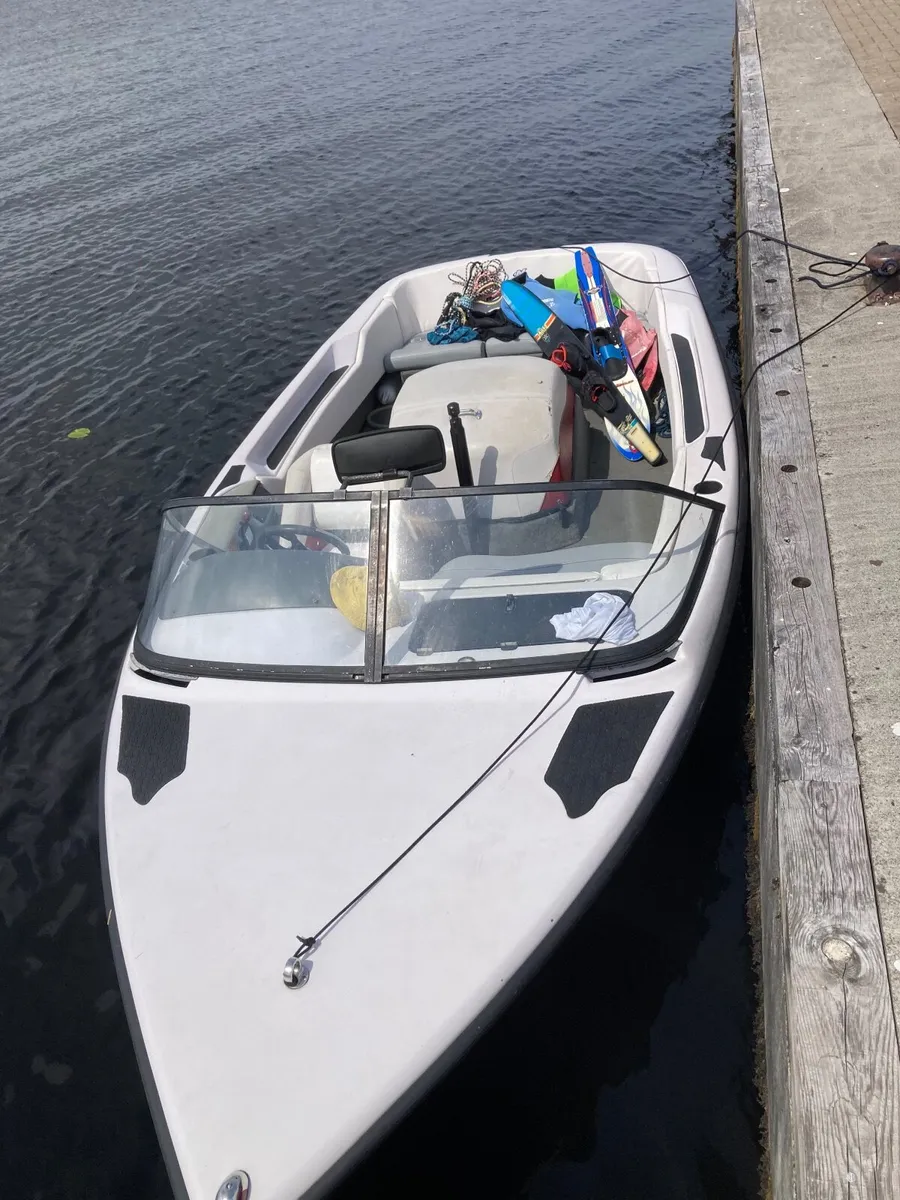 Ski Nautique 196 - Image 1