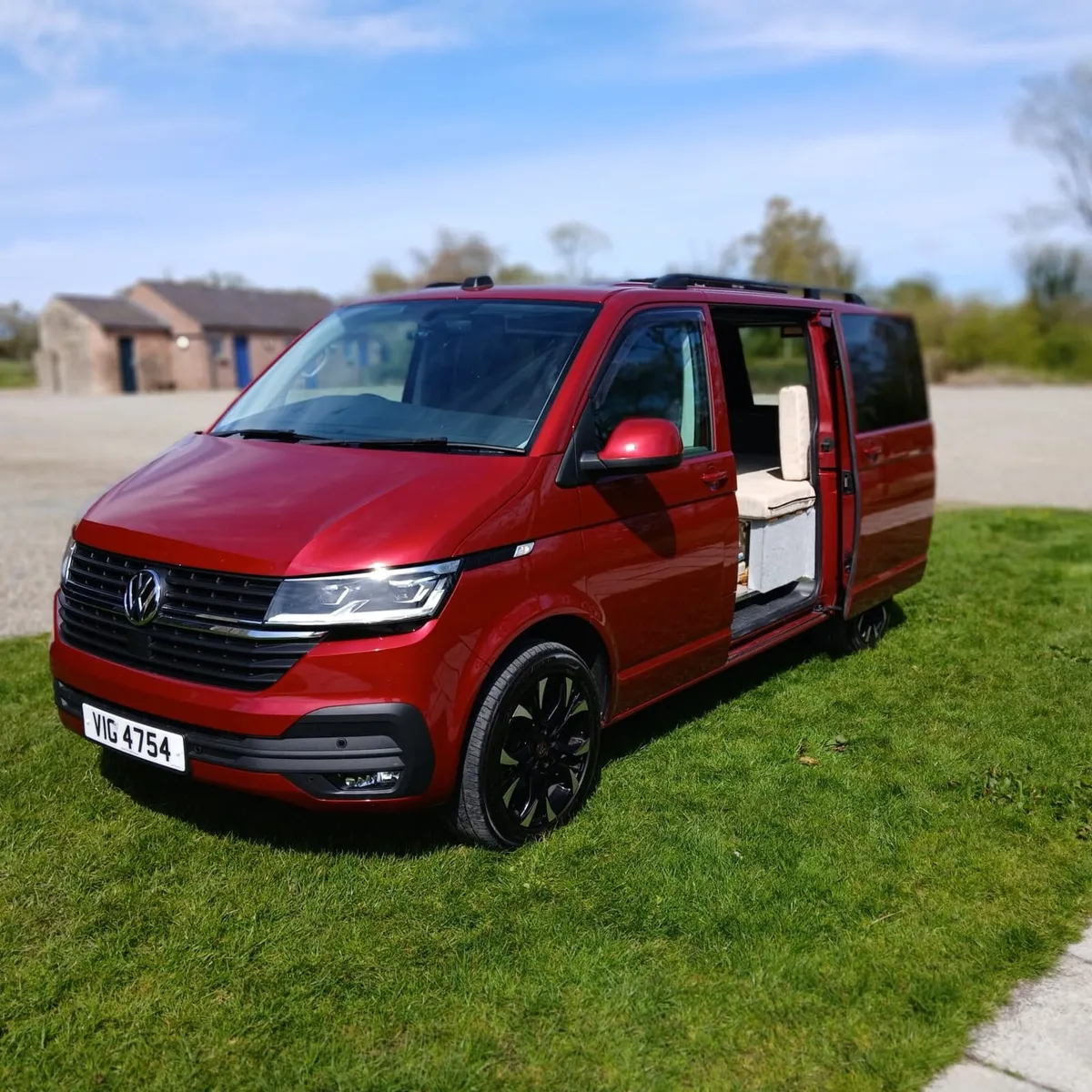 VW TRANSPORTER CAMPERVAN - Image 1