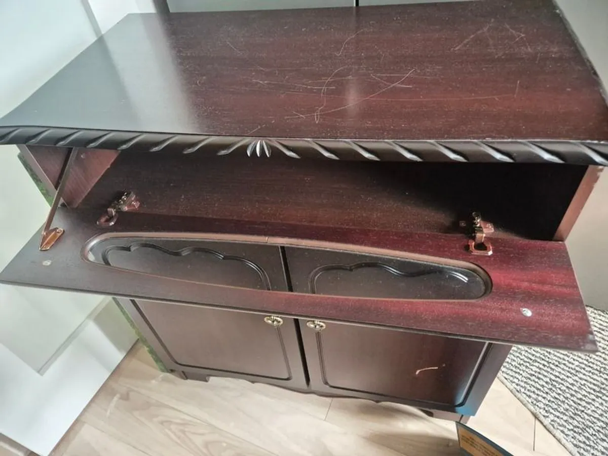 Drinks Cabinet - Image 3