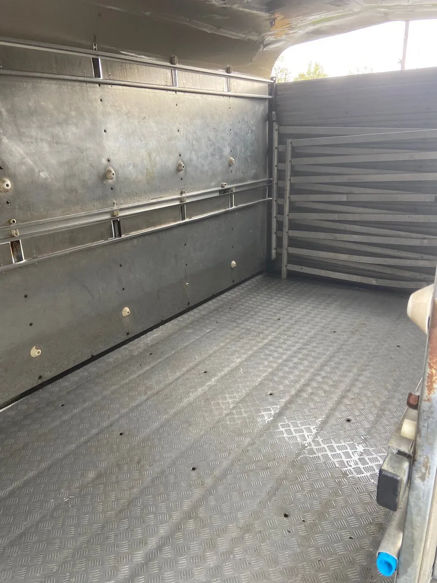 Ifor Williams 12x6 cattle trailer - Image 4