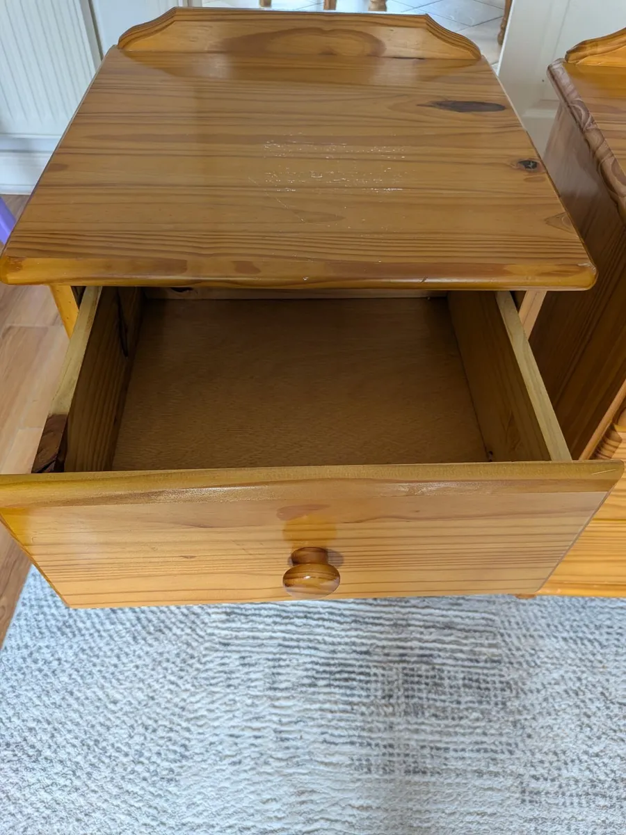 Pair Solid Pine Bedside Lockers - Image 2