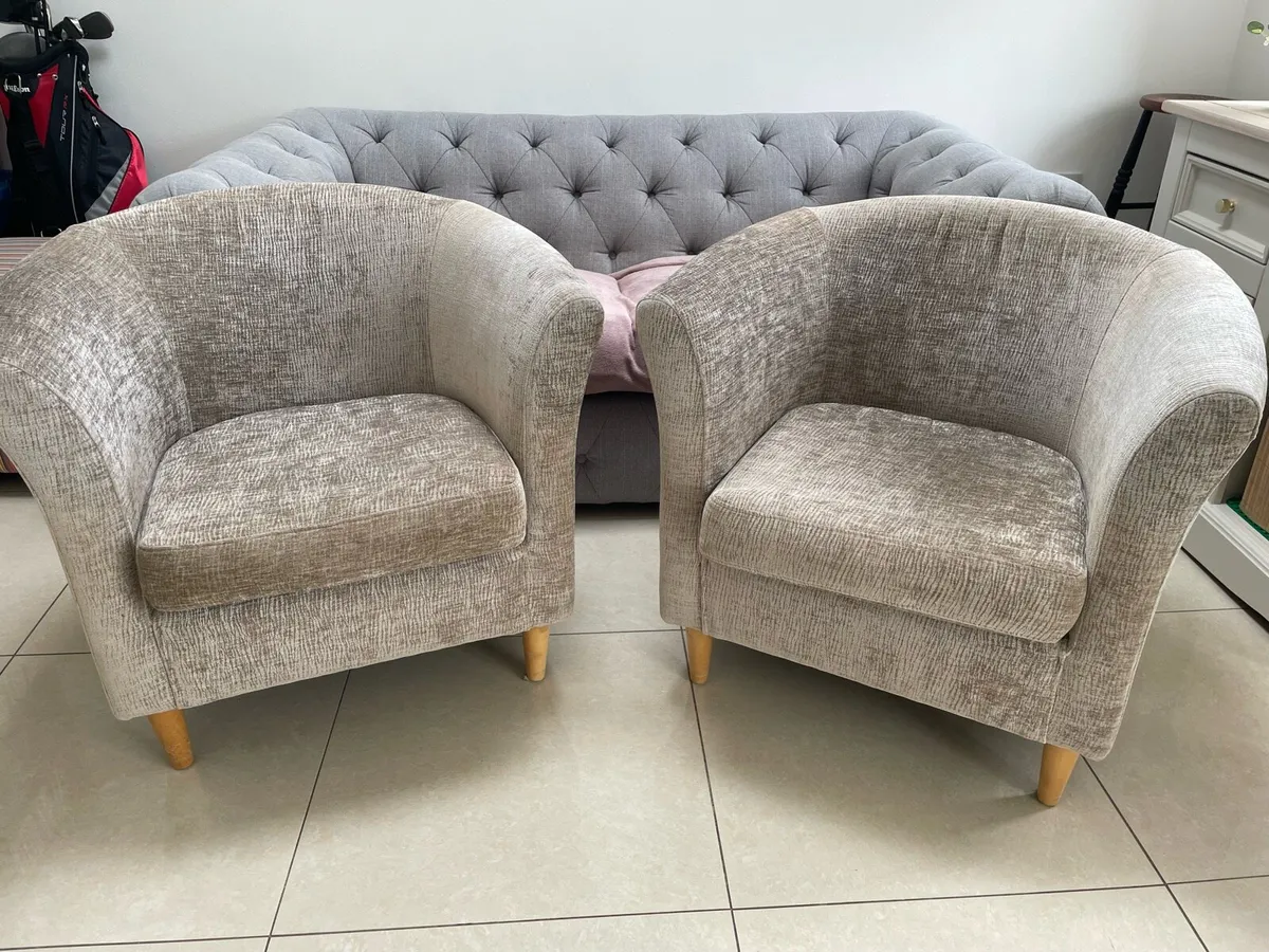 Two tub chairs - Image 3