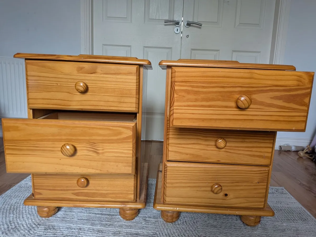 Pair Solid Pine Bedside Lockers - Image 3