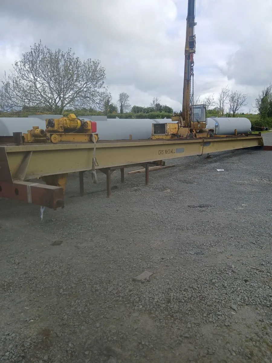 Overhead gantry crane - Image 1