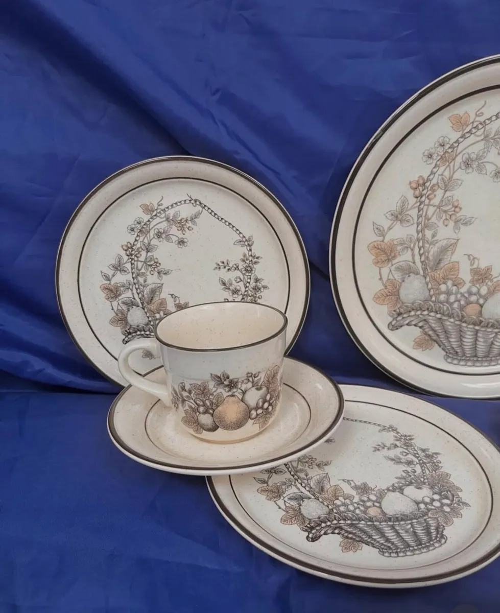 Arklow teaset - Image 3