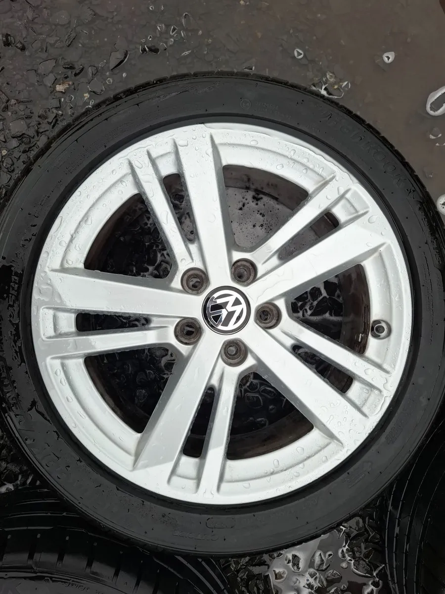17" Vw Alloys with tyres - Image 4