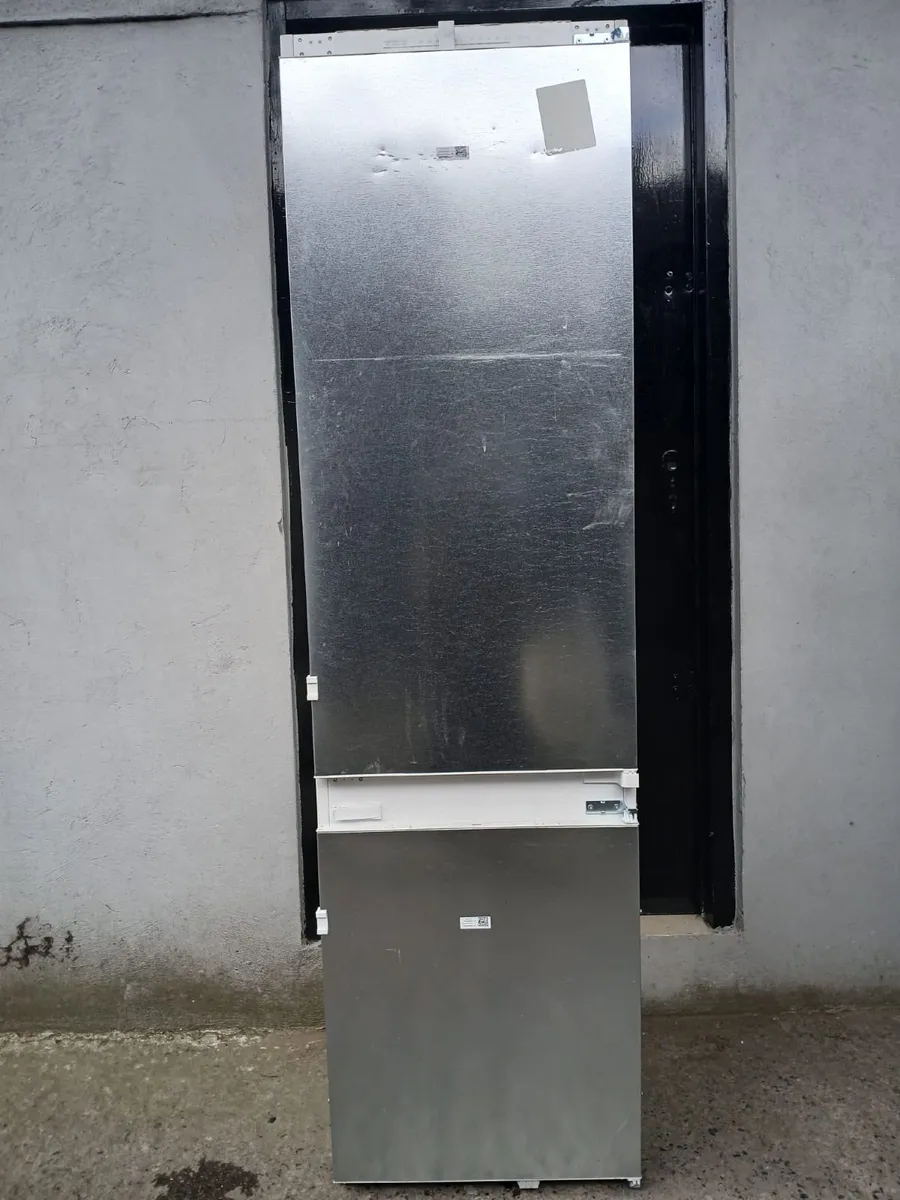 EX DISPLAY BRAND NEW INTEGRETED FRIDGE AND FREEZER - Image 3