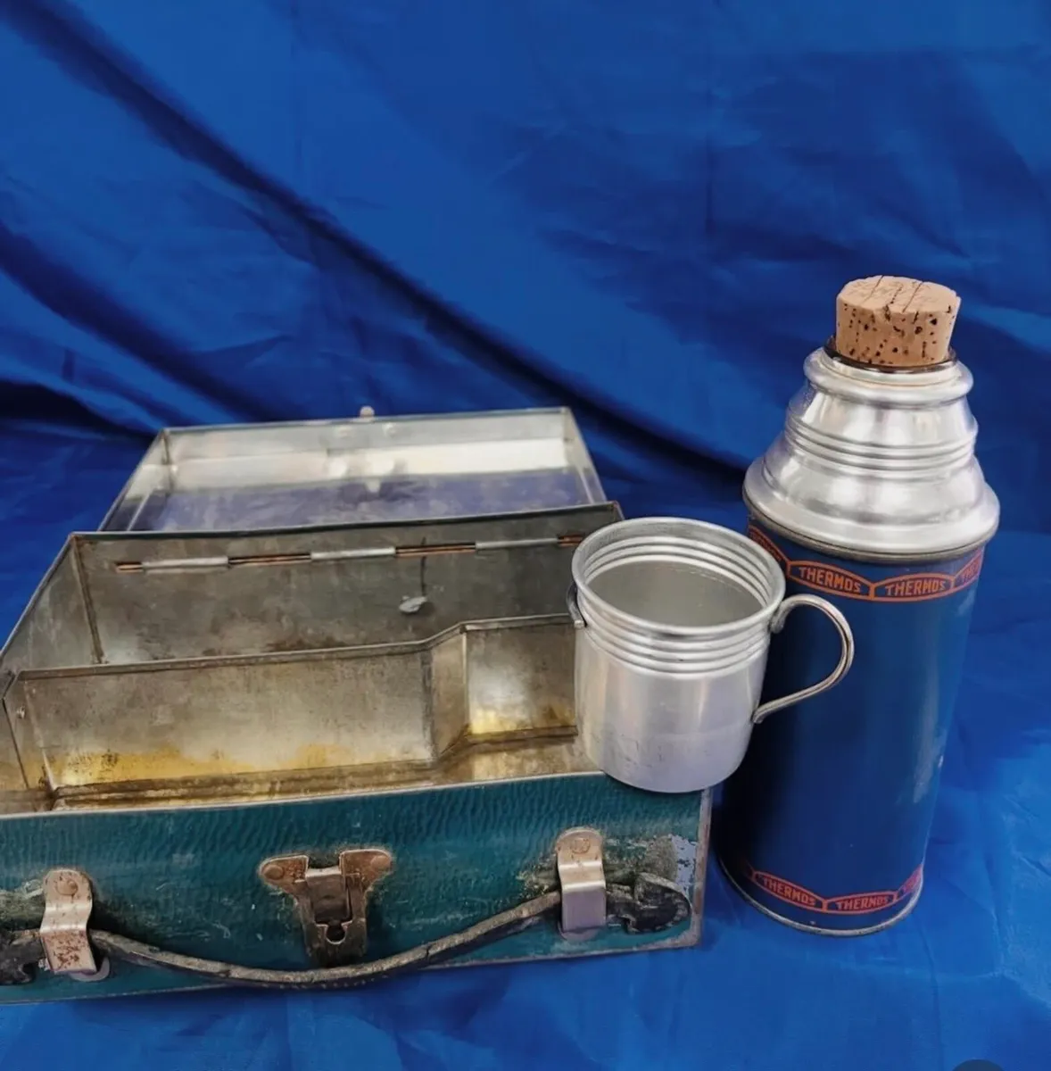 Antique lunch box - Image 1