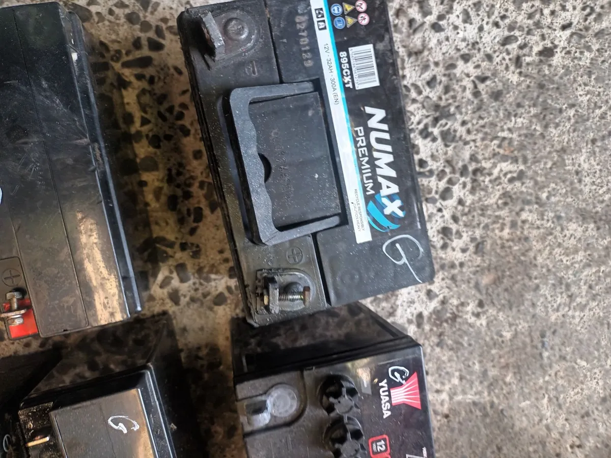 Batteries - Image 3