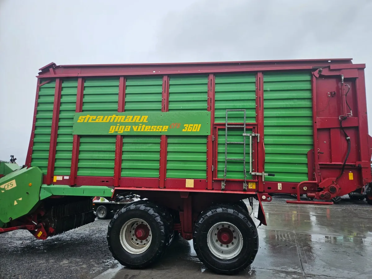 STRAUMANN 3601 SILAGE WAGON - Image 2