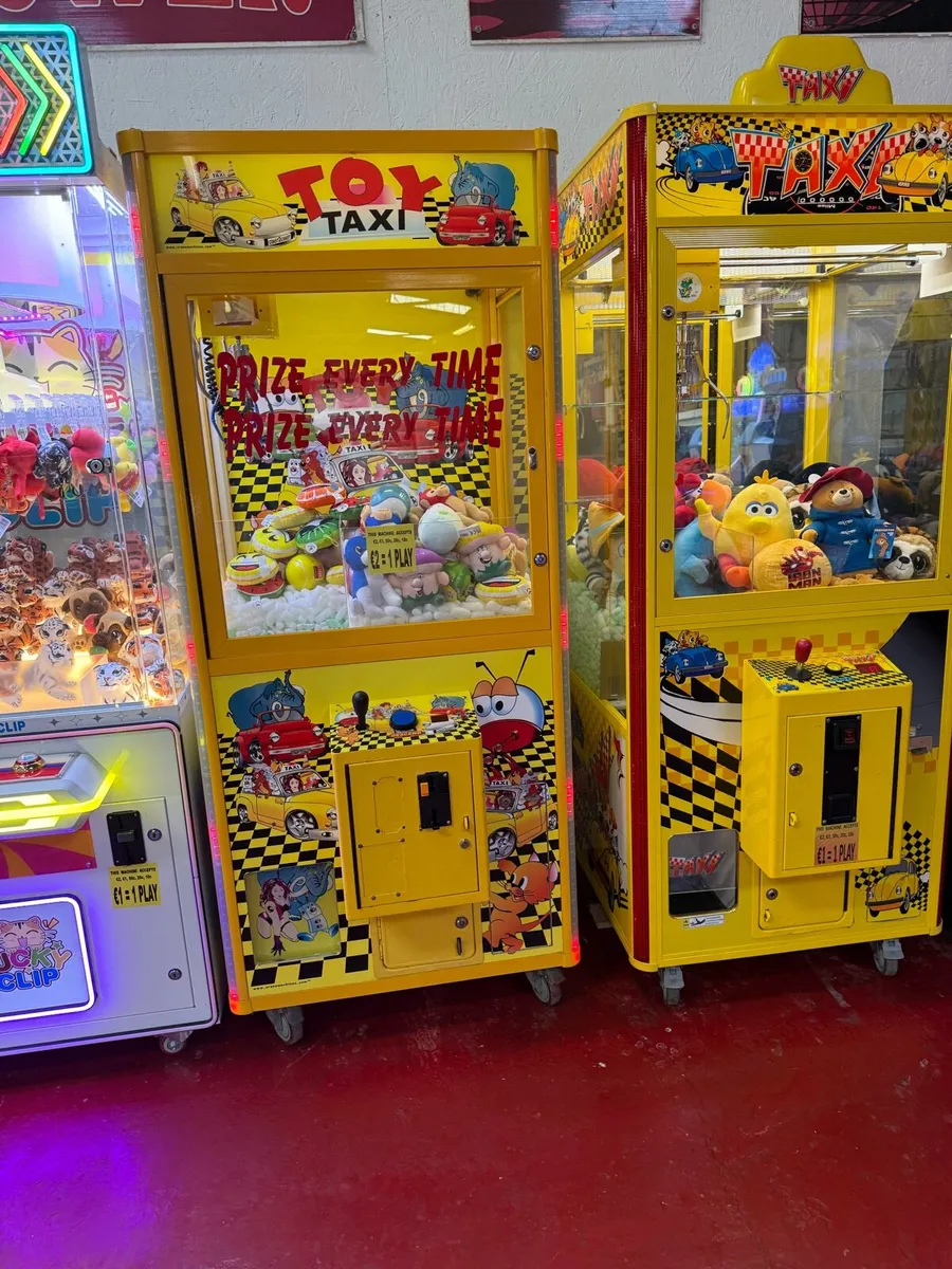 Amusement - Image 1