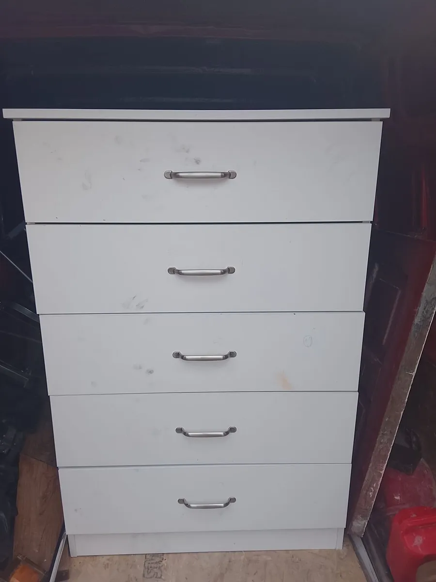 Bedroom furniture - Image 2