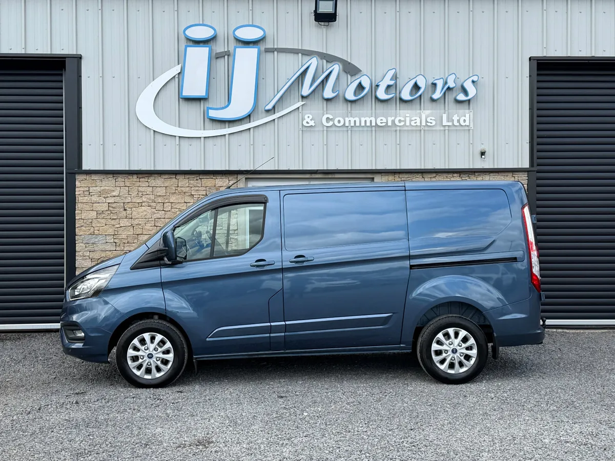 '23 FORD TRANSIT CUSTOM 2.0 130 SWB LIMITED - Image 4