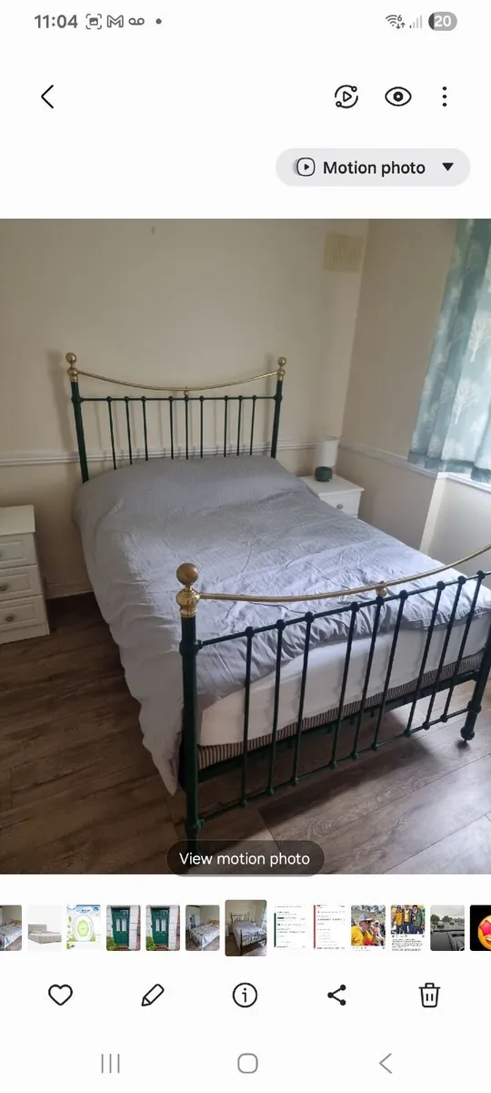 Beds - Image 1