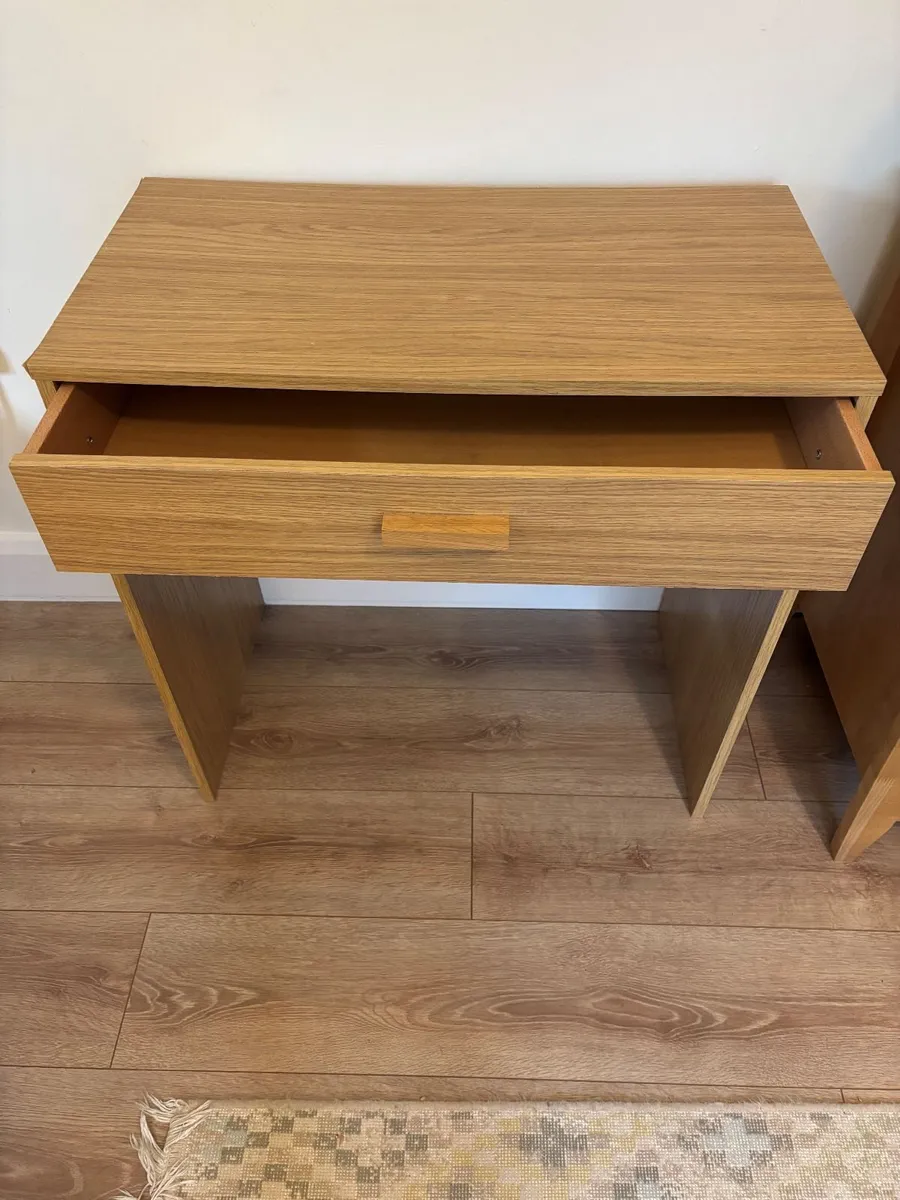 Small Table/Desk - Image 2