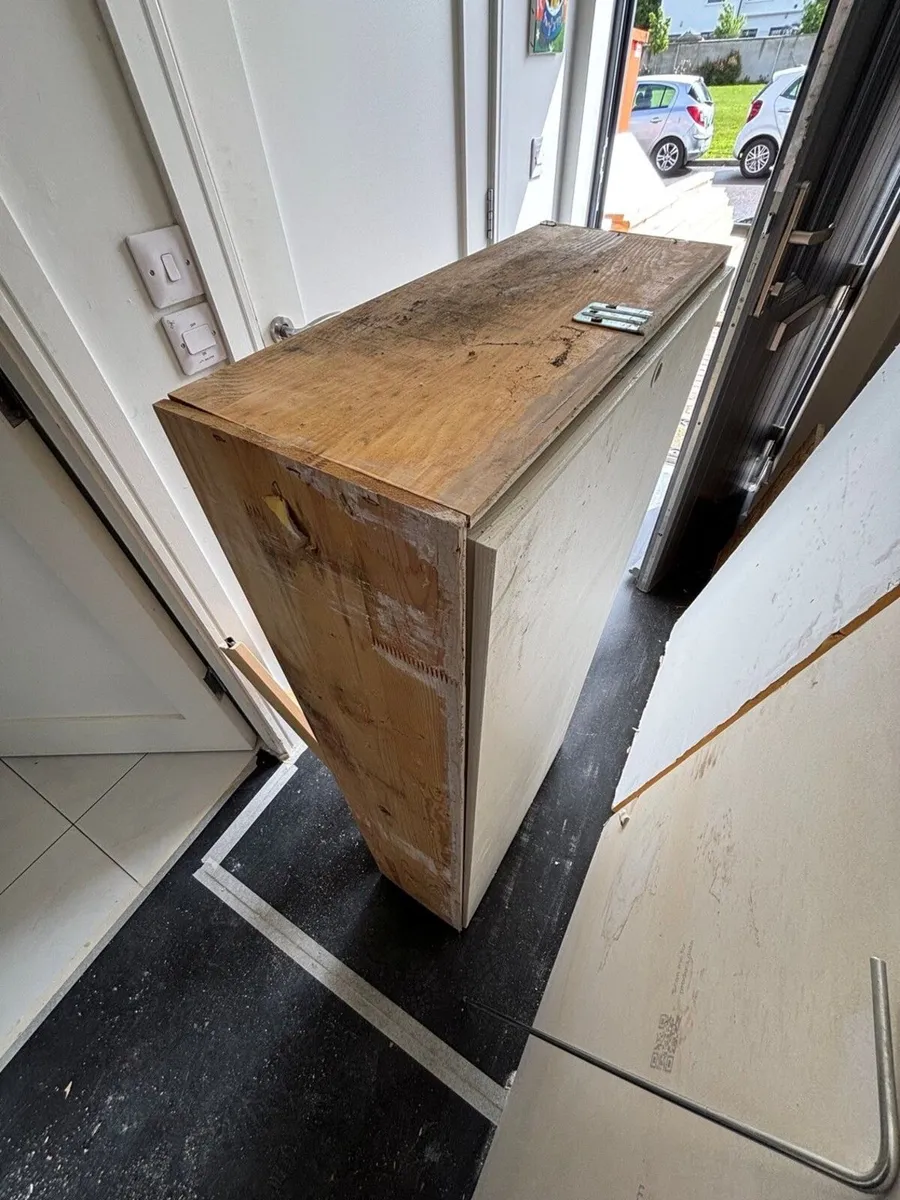 Folding insulated loft ladder - Image 1