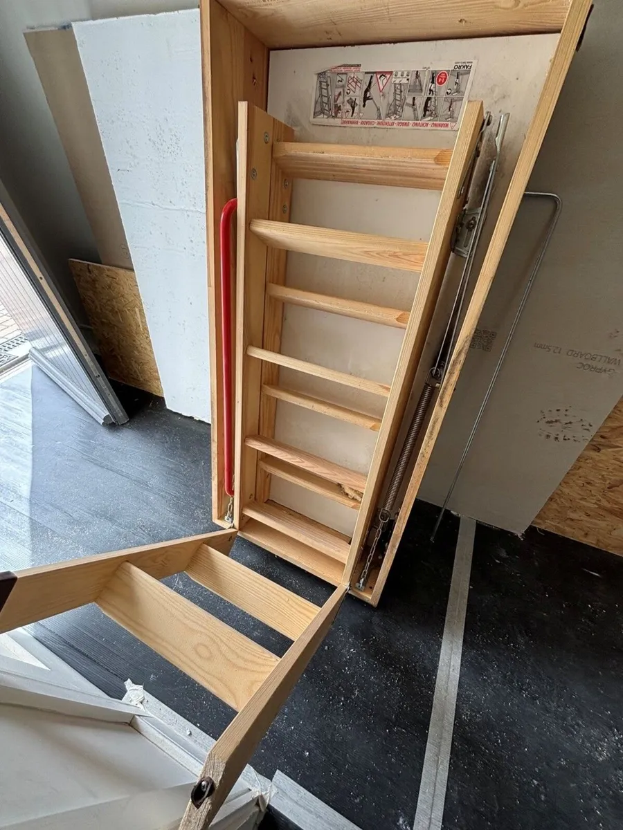 Folding insulated loft ladder - Image 4