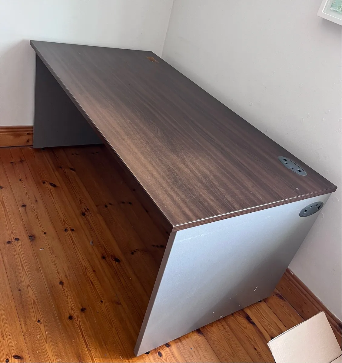 Large Office Desk | 160cm x 85cm - Image 1