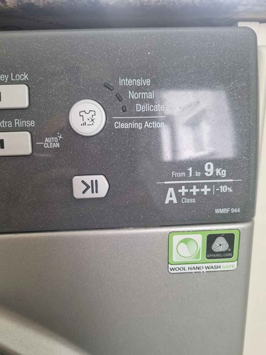 Hotpoint washing machine 9kgs - Image 3