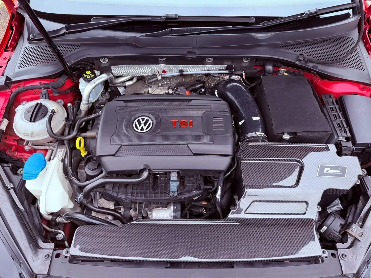 VW Golf GTI R 600 carbon fibre intake