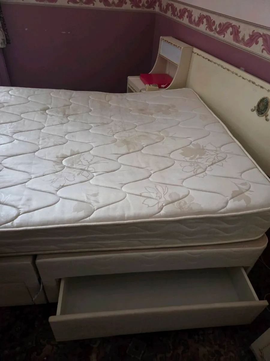 4ft bed and mattress - Image 2