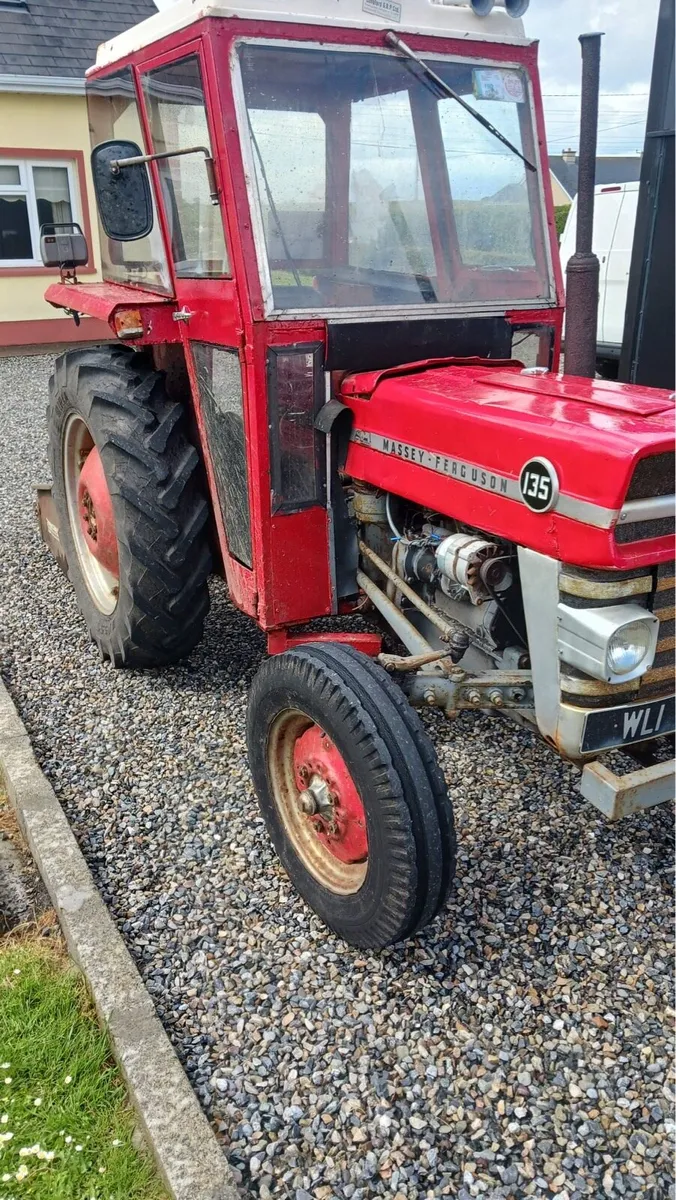 Massey Ferguson 135 - Image 1