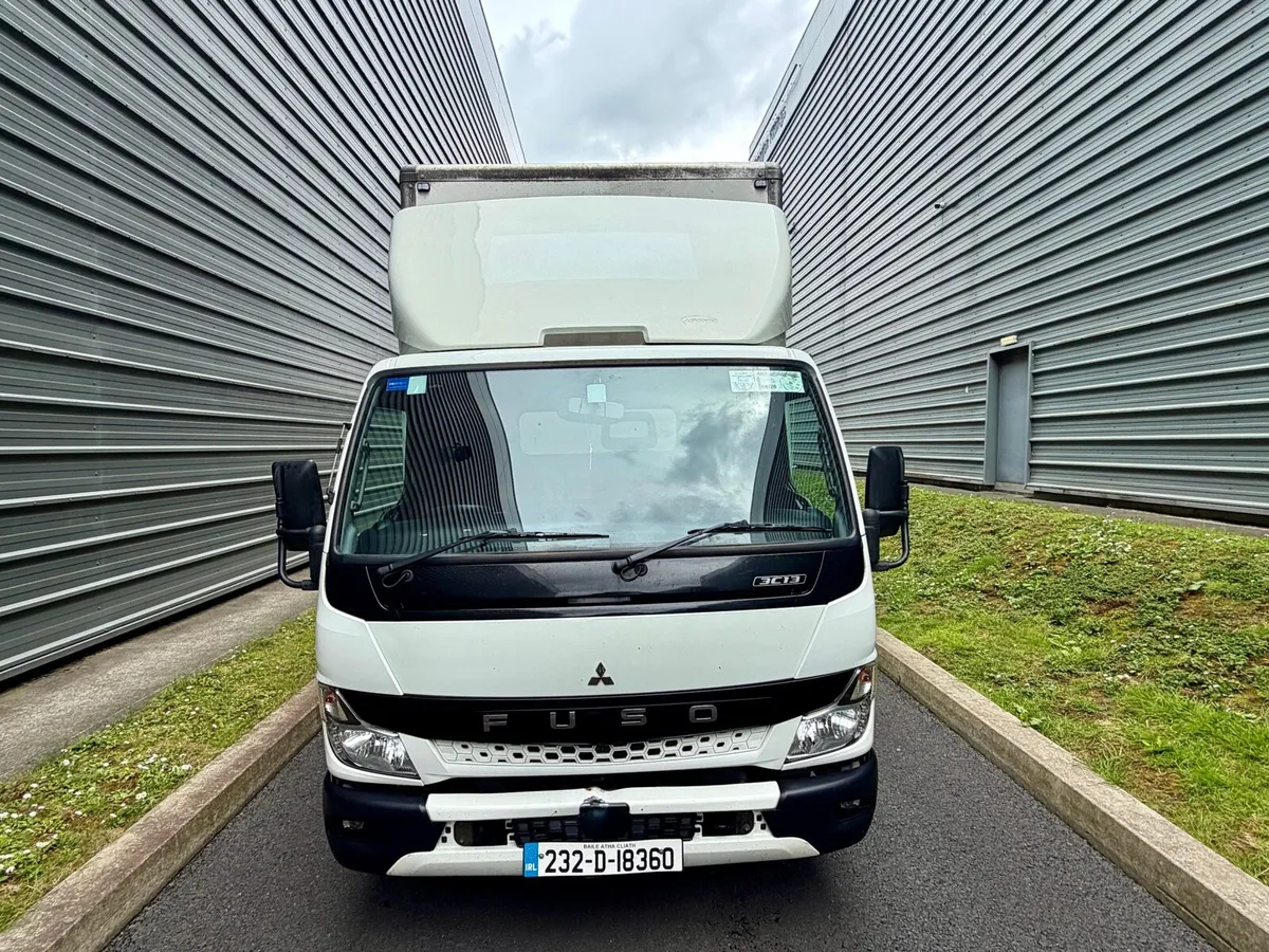 2023 Mitsubishi Canter Box Body 3.5 Tonne - Image 3