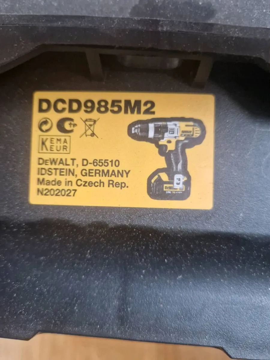 DeWALT drill - Image 2