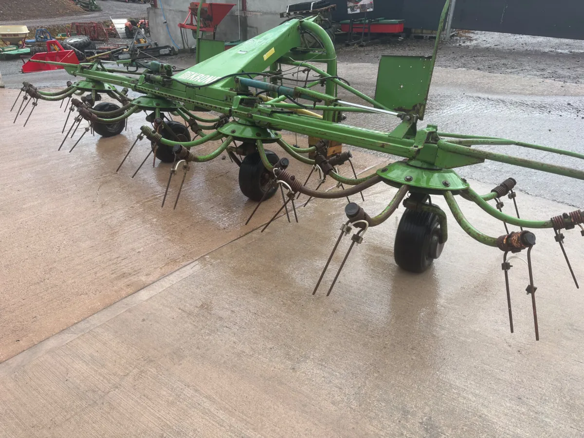 Krone 4 rotor Tedder - Image 3