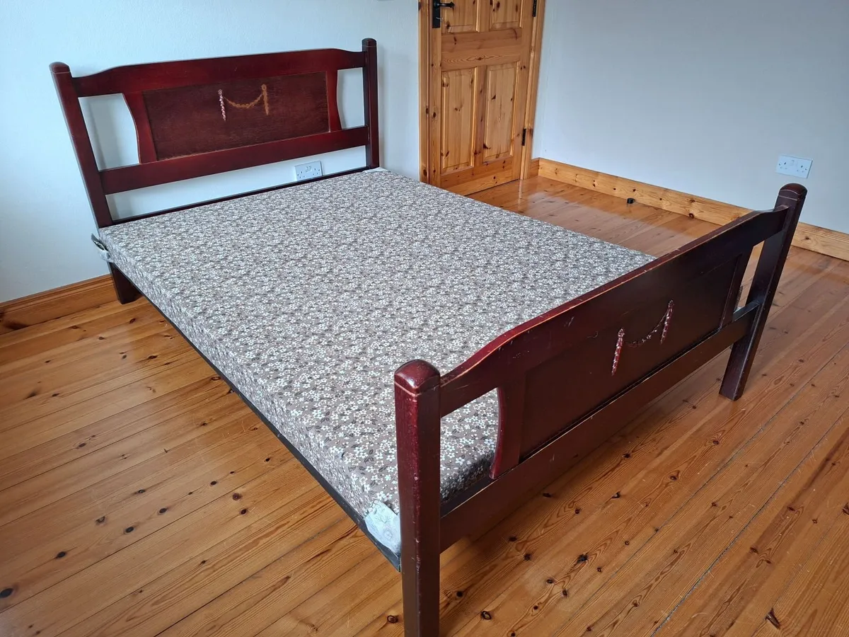 Bed - Image 2