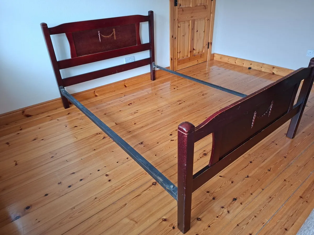 Bed - Image 3