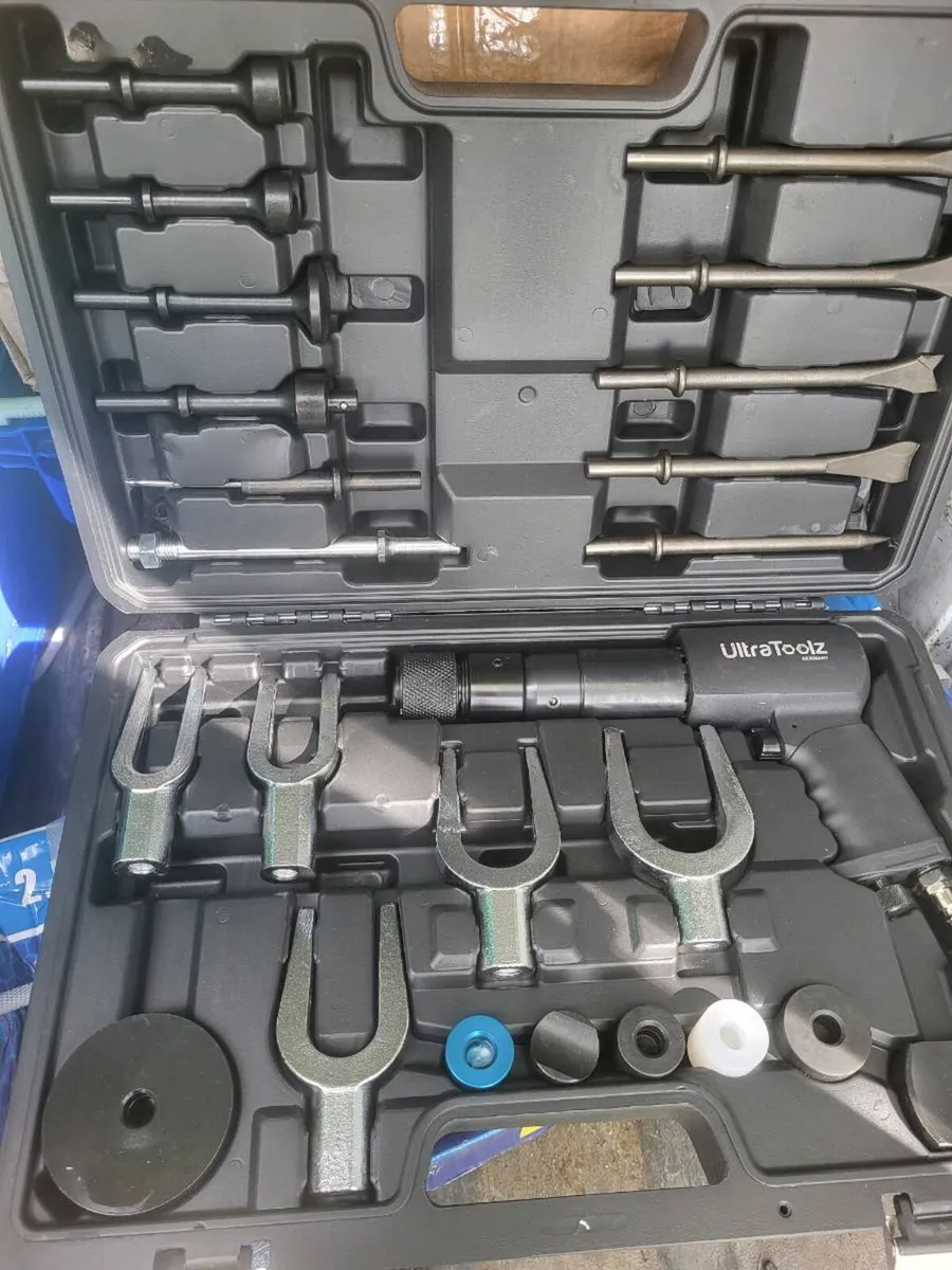 Pneumatic hammer set - Image 1